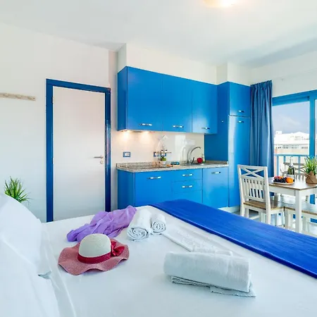 ゲストハウス Riva Eco ロス・アブリゴス